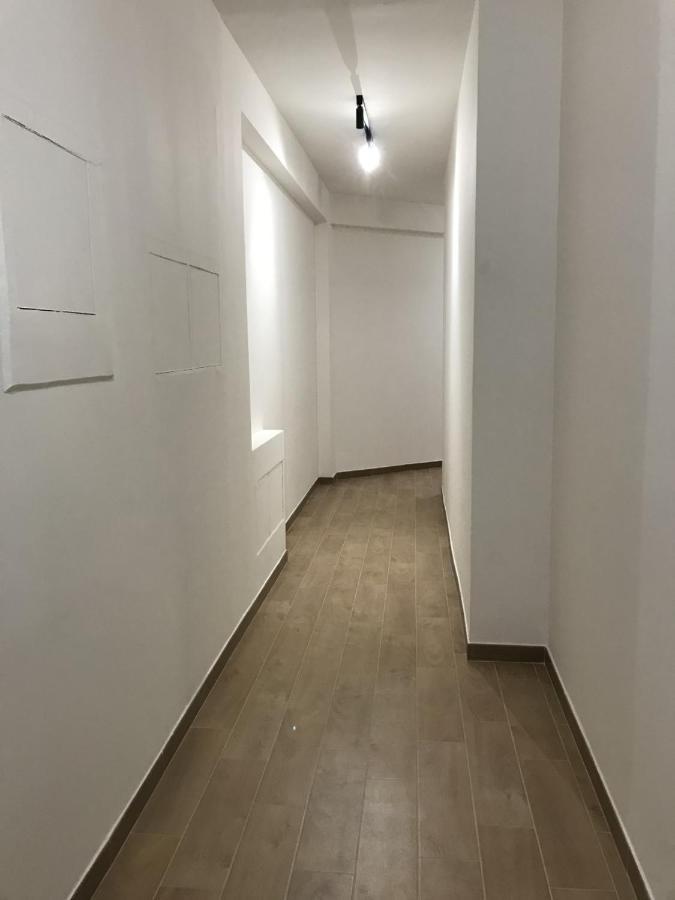 Riva Reno 4 Rooms Bologna Bagian luar foto