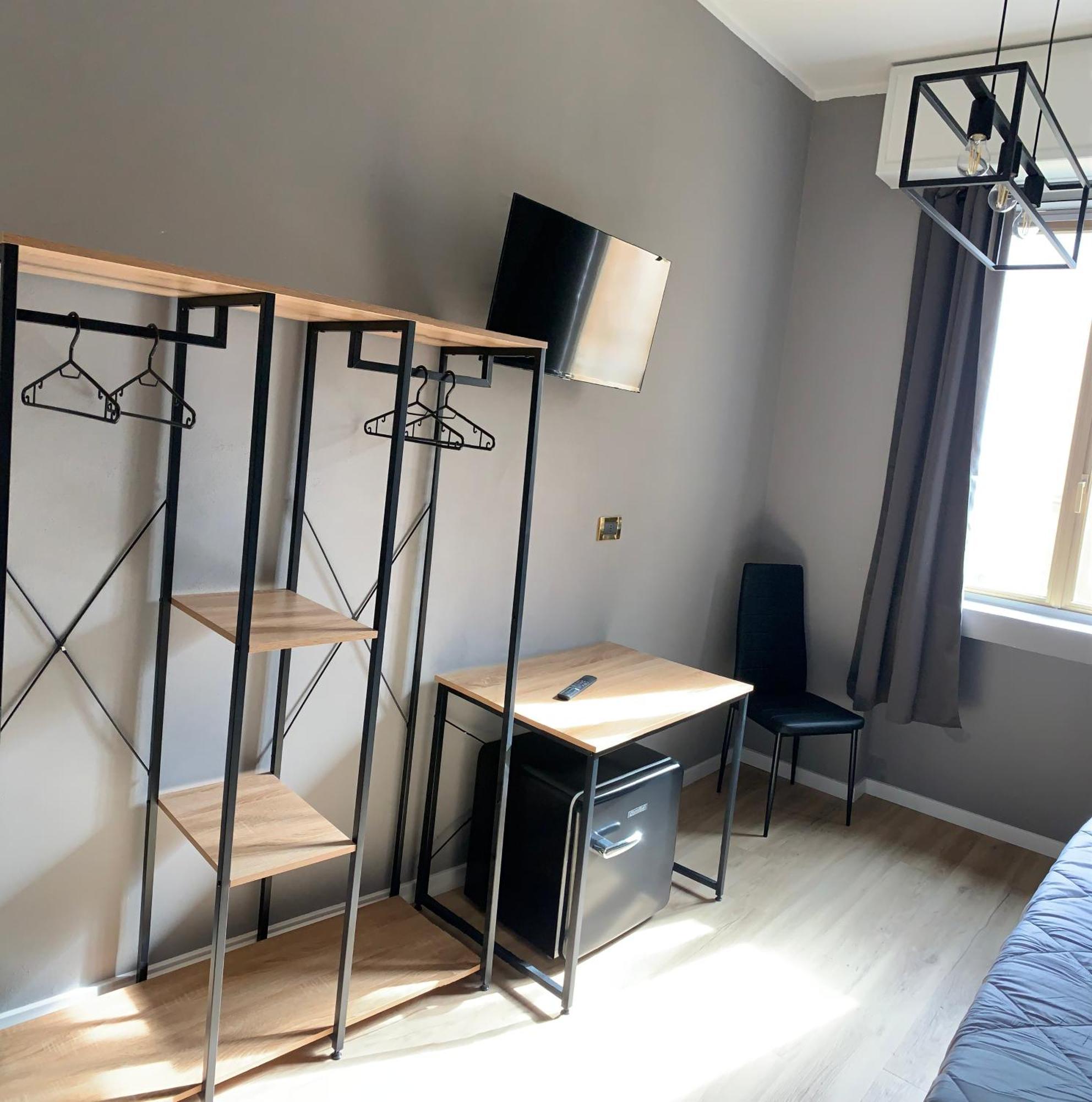 Riva Reno 4 Rooms Bologna Bagian luar foto